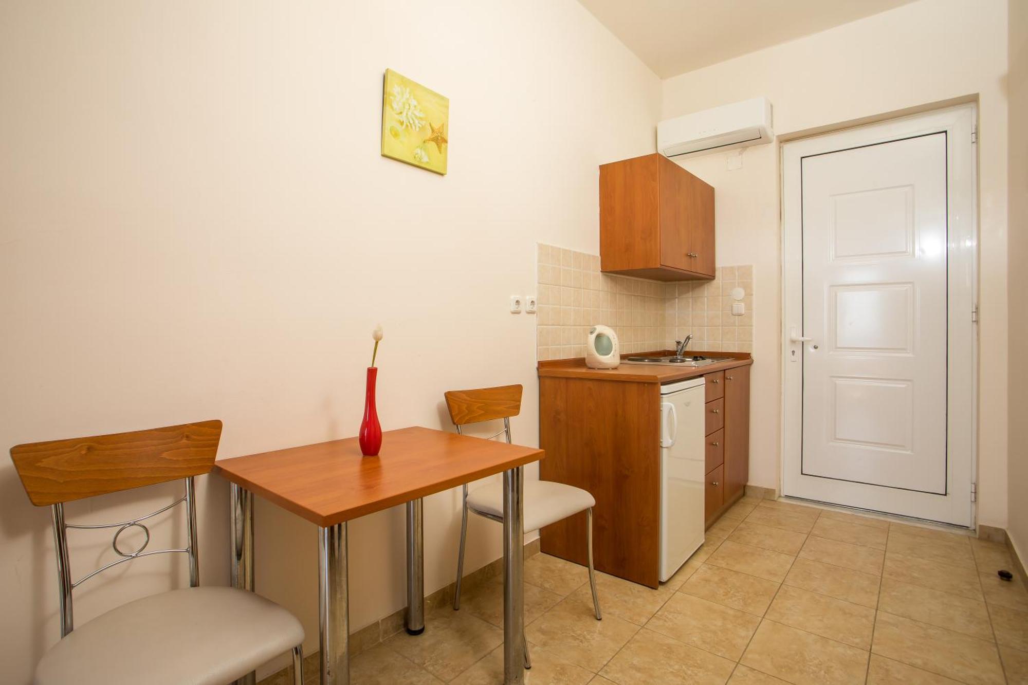 Al Mare Apartments Afantou Exteriér fotografie