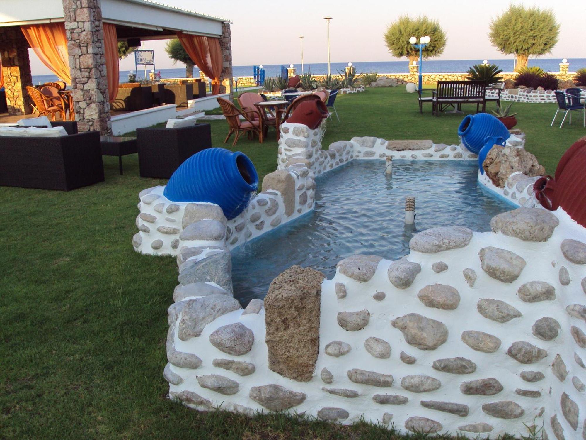 Al Mare Apartments Afantou Exteriér fotografie